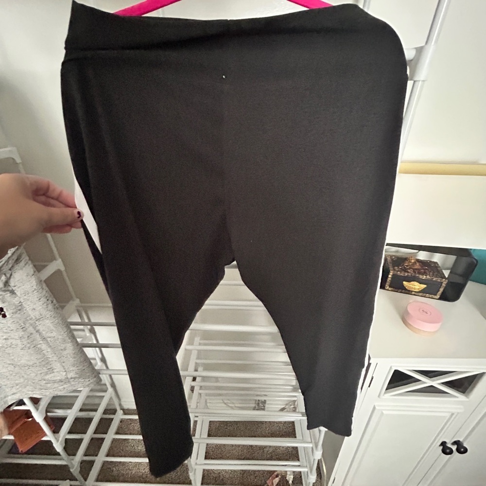Fanatics Padres Baseball outfit! Gray and Black Top with black Leggings NWOT. - Picture 8 of 9